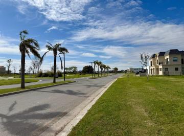 Terreno , Berazategui · Lote Venta Hudson Puerto Nizuc Sup 1.100 m Apto Construcción Etapa 1 Posesión Segunda Línea Al Agua