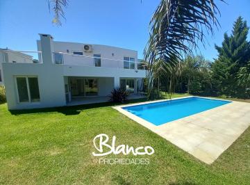 Casa · 325m² · 6 Ambientes · 1 Cochera · Casa en Venta en Ayres de Pilar, Pilar, G. B. a. Zona Norte
