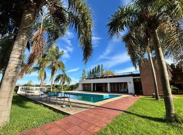 Casa · 478m² · 7 Ambientes · 4 Cocheras · Casa en Venta