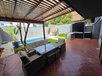 Casa · 162m² · 4 Ambientes · 2 Cocheras · Casa en Venta en San Antonio de Padua