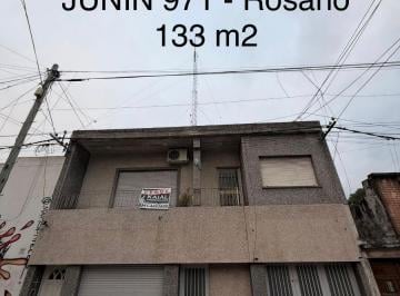Casa de 7 ambientes, Rosario · Casa en Venta en Calle Junín 971 de La Ciudad de Rosario.