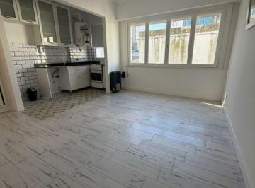 Departamento de 2 ambientes, Mar del Plata · 2 Ambientes Reciclado en Zona Aldrey y 200 m del Mar