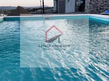 Casa · 65m² · 4 Ambientes · 1 Cochera · Venta Casa 2 Dorm.