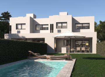 Casa · 114m² · 5 Ambientes · 1 Cochera · Dúplex 3 Dorm. a Estrenar con Pileta y Parrillero – Cantegril Funes