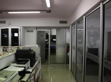 Oficina comercial · 330m² · 10 Ambientes · Oficina en Venta - 10 Ambientes - Monserrat