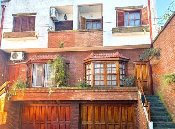 Casa de 4 ambientes, Quilmes · Se Vende Casa de Categoría en Bernal Centro (230 m², 3 Dorm. Calef. Central, Gran Garaje, Apta Bco.)