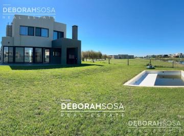 Casa · 151m² · 4 Ambientes · 6 Cocheras · Casa en Venta 4 Ambientes Al Lago con Pileta - El Naudir Escobar