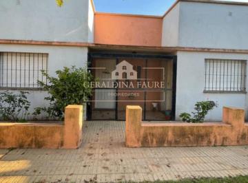 Casa de 3 ambientes, Luján · Casa en Venta en Olivera