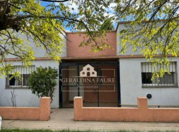 Casa de 3 ambientes, Luján · Casa en Venta en Olivera
