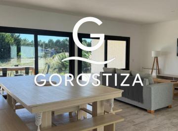 Casa · 146m² · 4 Ambientes · Casa en Venta - Costa Esmeralda