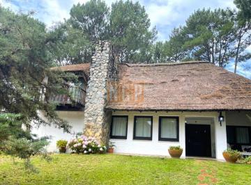 Foto1 · Casa en Venta en Club del Lago