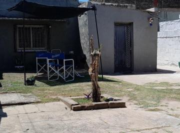 Casa · 170m² · 2 Ambientes · Padre Giacone 1574