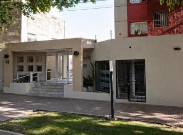 Departamento de 2 ambientes, Ciudad de Mendoza · Departamento en Alquiler - 4ta Sección - Complejo - Seguridad 24hs
