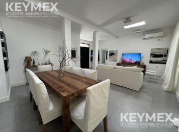 Casa · 155m² · 5 Ambientes · 2 Cocheras · Venta Casa en Barrio San Matias Escobar