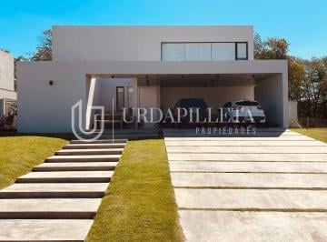 Casa · 222m² · 5 Ambientes · 2 Cocheras · Casa en Venta con Pileta en Estancias del Rio - Estancias del Pilar - Urdapilleta Propiedades