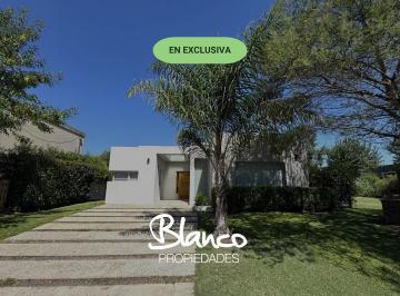 Casa · 118m² · 4 Ambientes · 1 Cochera · Casa en Venta en El Hornero, Pilar, G. B. a. Zona Norte
