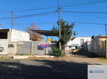 Bodega-Galpón de 4 ambientes, Russell · Galpón de 140 m² en Alquiler, 700 m² de Terreno, y Dos Tinglados, Maipú