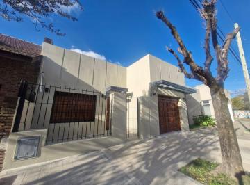 Casa · 100m² · 3 Ambientes · 1 Cochera · Casa en Venta en Cañuelas