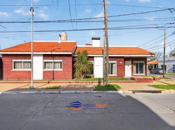 Casa · 180m² · 4 Ambientes · 1 Cochera · Casa a La Venta en General Rodriguez