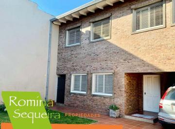 Casa de 6 ambientes, La Plata · Casa con 540 m² de Terreno y 4 Dorm. en Venta en Tolosa