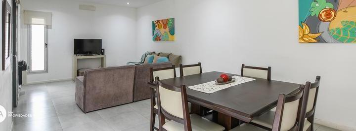 Casa · 140m² · 5 Ambientes · 1 Cochera