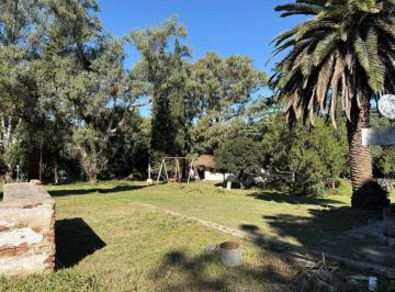 Casa de 2 ambientes, Córdoba · Gran Propiedad de 3959 m² de Terreno