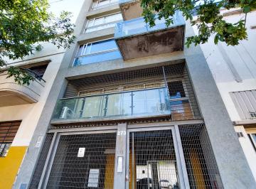 Departamento de 3 ambientes, San Telmo · San Telmo y Parque Lezama / Duplex Único