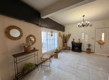 PH · 74m² · 4 Ambientes · 2 Cocheras · Venta PH 4 Ambientes en Tablada Financiacion Privada