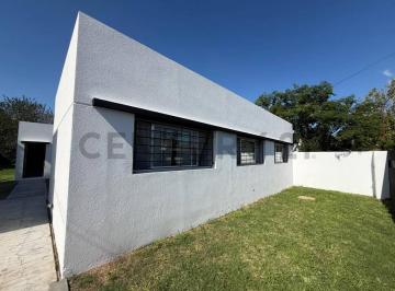 Casa · 121m² · 4 Ambientes · Casa en Venta en Villa Elisa de Dos Dorm.