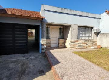 Casa · 110m² · 3 Ambientes · 2 Cocheras · Casa 3 Ambientes - Morón