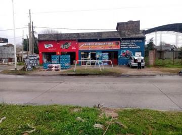 Local comercial · 200m² · 4 Locales Monte Grande