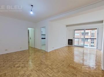 Departamento · 67m² · 3 Ambientes · Venta de Dpto. 3 Amb. con Balcón Corrido en Caballito