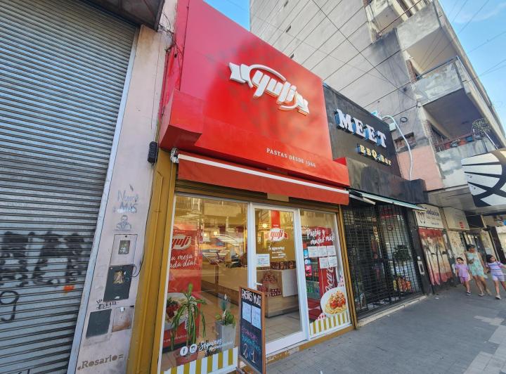 Local comercial · 266m² · 8 Ambientes