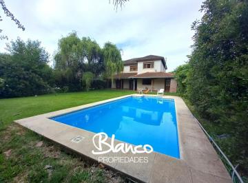 Casa · 247m² · 5 Ambientes · 1 Cochera · Casa en Venta en La Delfina, Pilar, G. B. a. Zona Norte