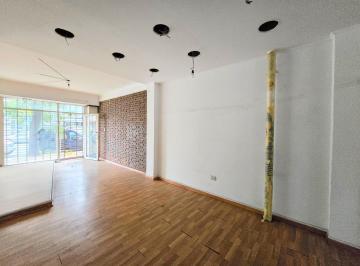 Local comercial · 38m² · Local en Alquiler en Ramos Mejia
