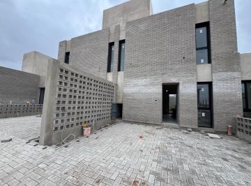 PH · 91m² · 2 Dormitorios · 1 Cochera · Duplex Venta en Quebrada de Manantiales