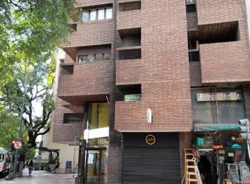 Local comercial · 45m² · 3 Ambientes · Local Comercial en Alquiler en Calle Dean Funes Esquina Cañada