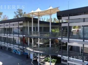 Oficina comercial · 55m² · 1 Cochera · Excelente Oficina Ala Venta de 55 m² en Calle Verdi, Pilar
