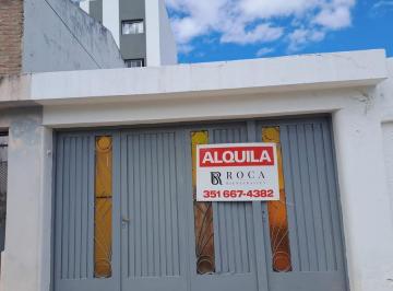 Casa · 60m² · 6 Ambientes · 1 Cochera · Deposito en Barrio Pueyrredón Sin Expensas!