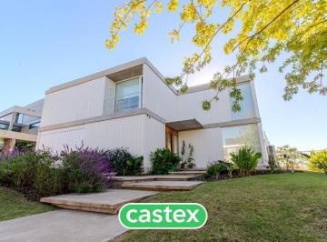 Casa · 350m² · 6 Ambientes · 2 Cocheras · Casa en Puertos del Lago