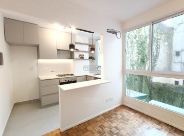 Departamento · 36m² · 2 Ambientes · 2 Ambientes en Venta en Recoleta. Reciclado a Nuevo! Melo y Bustamante.