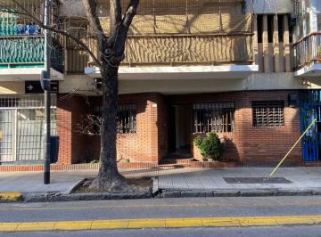 Departamento de 2 ambientes, Caballito · Planta Baja 2 Ambientes Venta Caballito / Parque Centenario