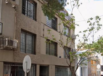 Oficina comercial · 65m² · 4 Ambientes · Alquiler Oficina/ Consultorios a m de Calle Colón y de Julio