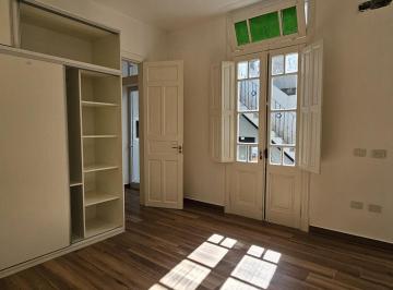 Casa · 60m² · 3 Ambientes · Venta Casa de Pasillo en Pichincha