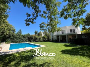 Casa · 151m² · 5 Ambientes · 2 Cocheras · Casa en Alquiler en Saint Matthew´s, Pilar, G. B. a. Zona Norte