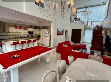 Casa · 360m² · 5 Ambientes · 2 Cocheras · Casa en Fincas de Hudson