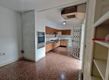 Casa · 150m² · 6 Ambientes · Casa en Alquiler