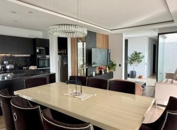 Casa · 120m² · 4 Ambientes · 2 Cocheras · Casa en Venta La Magdalena