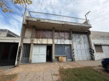 Casa · 90m² · 7 Ambientes · 1 Cochera · Departamento 2 Dorm. en Alquiler en La Plata