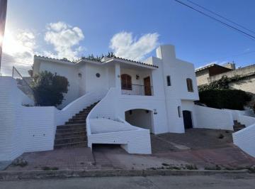 Casa · 200m² · 6 Ambientes · 2 Cocheras · Hermosa Casa con Vista - Villa Carlos Paz